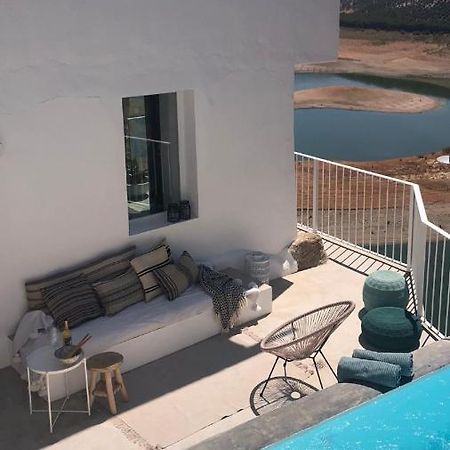 Villa Casa Trece à Iznájar Extérieur photo